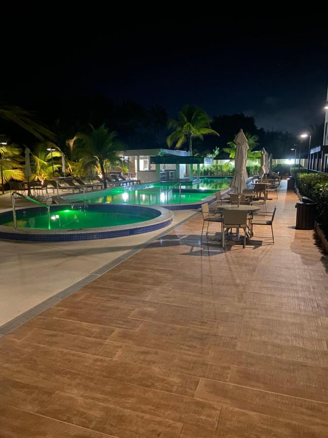 Flat Em Guarajuba Com Excelente Estrutura Apartment Bagian luar foto